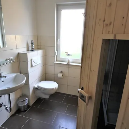 Casa de Férias K72 - Schickes Mit Sauna, Garten & Sonnenterrasse In Roebel / Mueritz